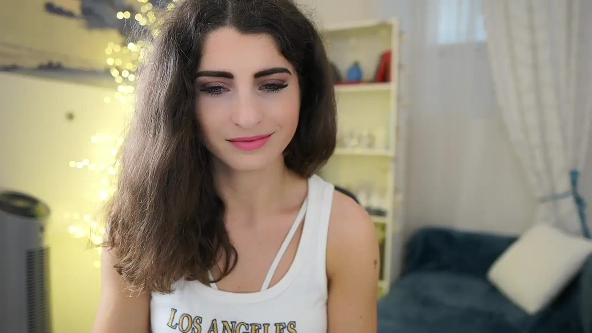Gallery image thumbnail from EVA__LOVIA_'s myfreecams stream on, 01/06/2024, 11:34 image 16 of 20
