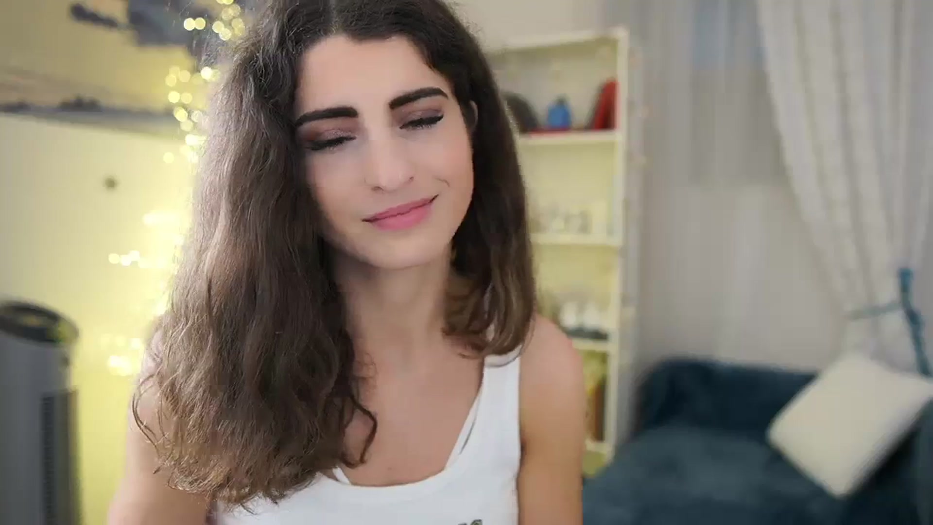 Gallery image thumbnail from EVA__LOVIA_'s myfreecams stream on, 01/06/2024, 14:06 image 15 of 20