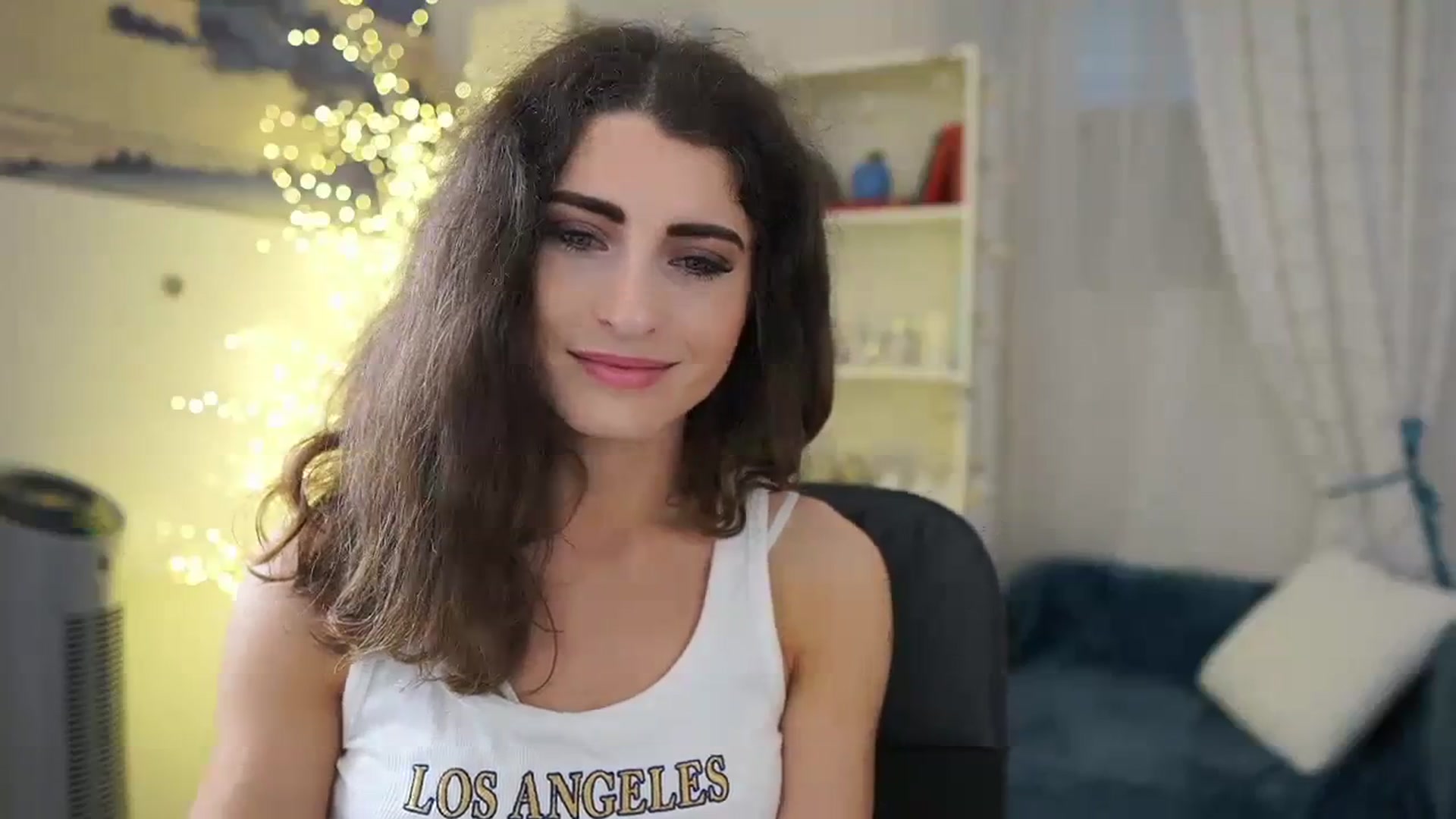 Gallery image thumbnail from EVA__LOVIA_'s myfreecams stream on, 01/06/2024, 14:06 image 2 of 20