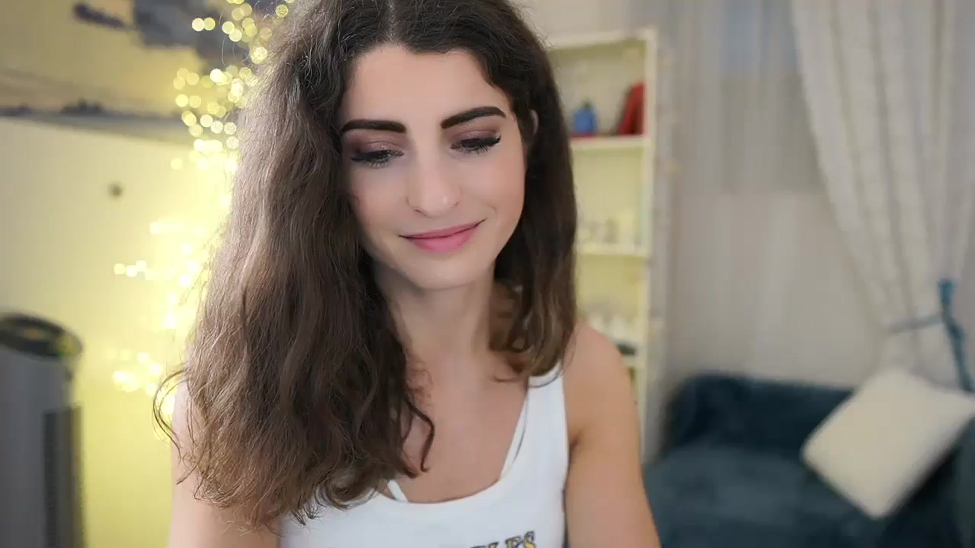 Gallery image thumbnail from EVA__LOVIA_'s myfreecams stream on, 01/06/2024, 14:06 image 14 of 20