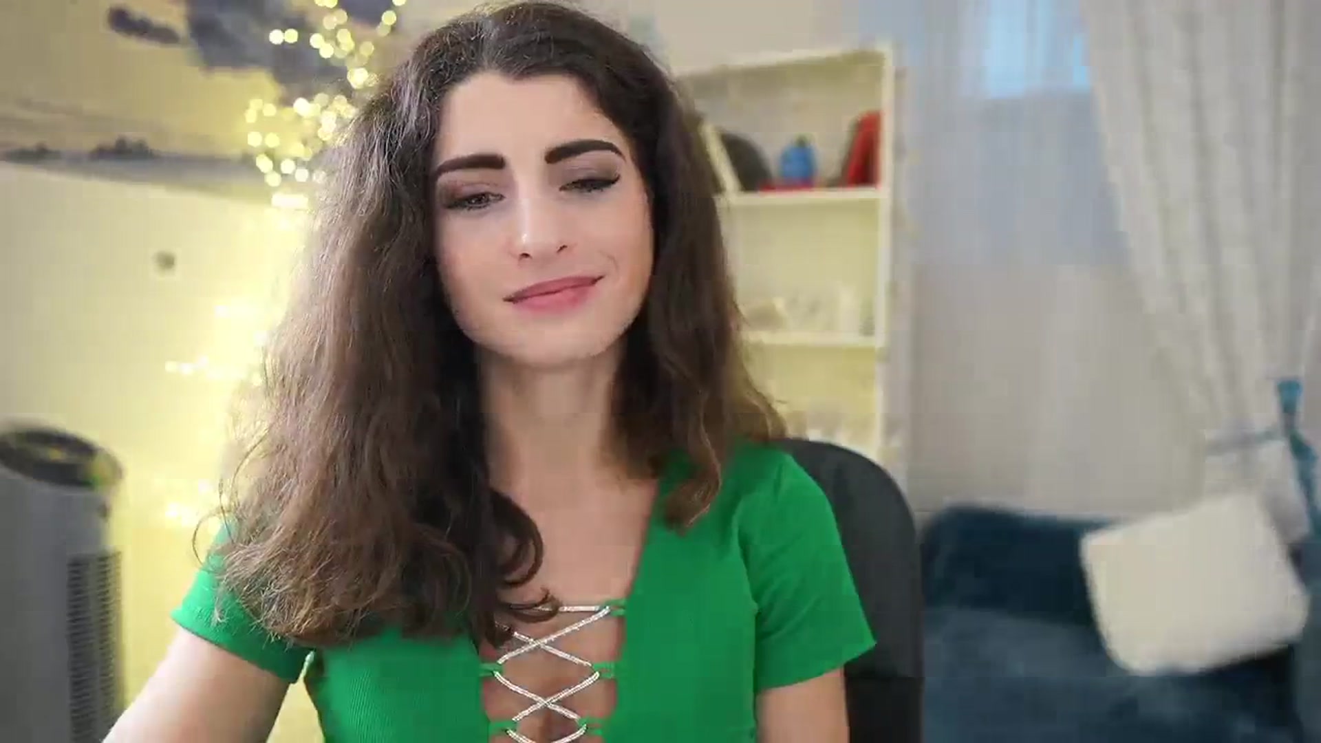 Gallery image thumbnail from EVA__LOVIA_'s myfreecams stream on, 01/08/2024, 13:36 image 13 of 20