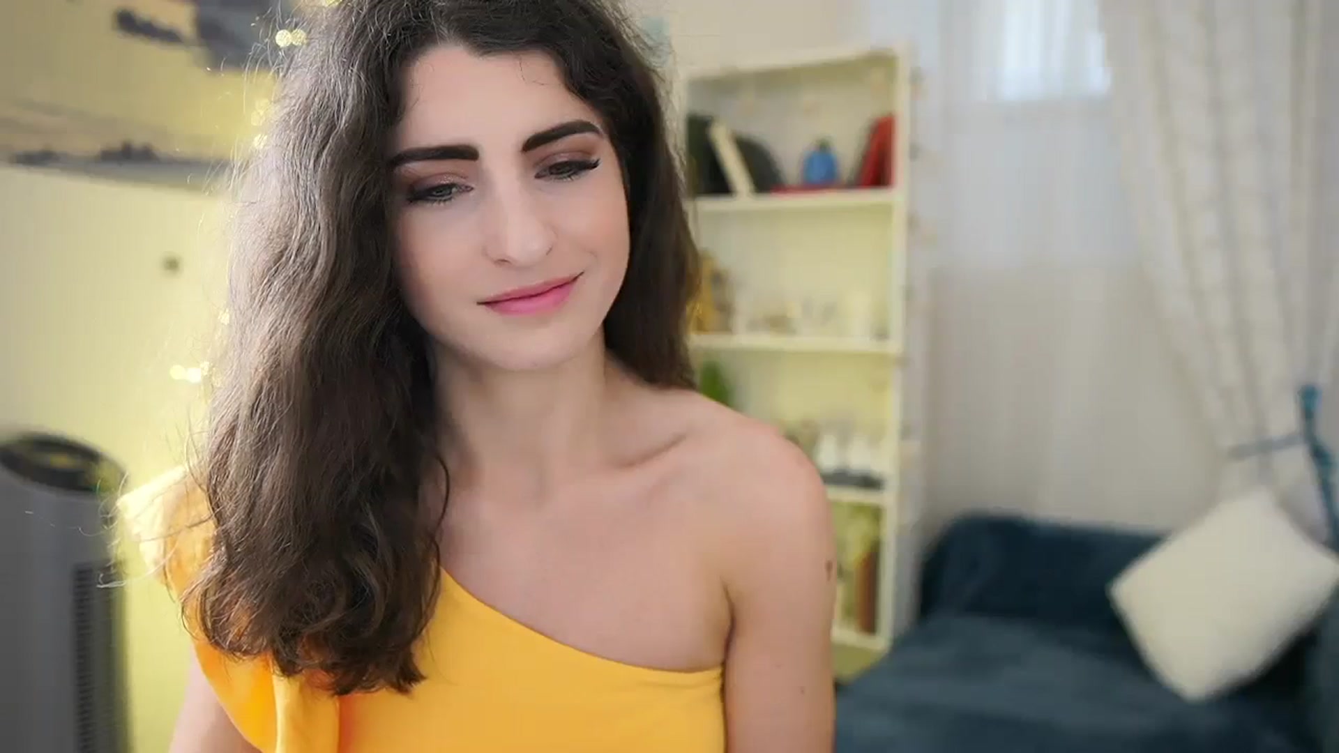Gallery image thumbnail from EVA__LOVIA_'s myfreecams stream on, 01/10/2024, 11:37 image 18 of 20