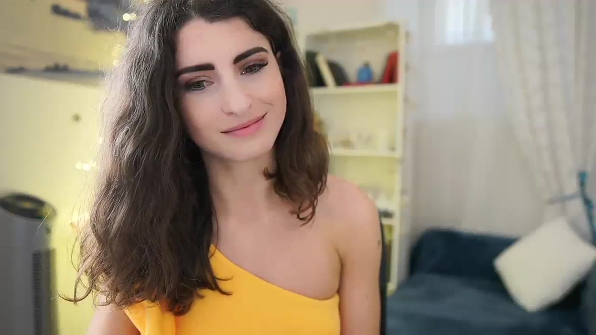 Gallery image thumbnail from EVA__LOVIA_'s myfreecams stream on, 01/10/2024, 12:27 image 9 of 20