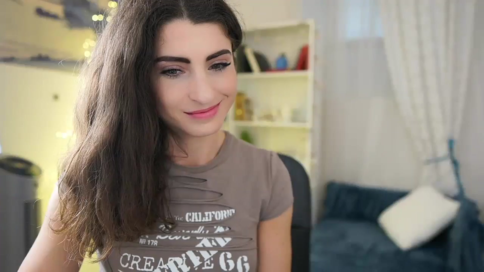 Gallery image thumbnail from EVA__LOVIA_'s myfreecams stream on, 01/17/2024, 11:30 image 15 of 20