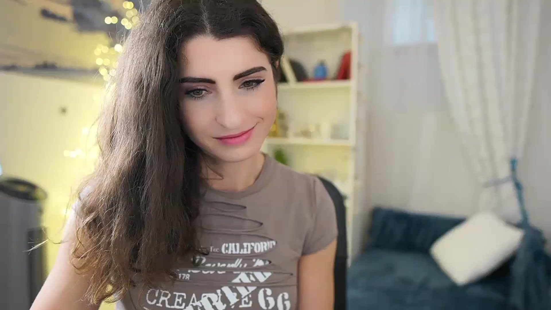 Gallery image thumbnail from EVA__LOVIA_'s myfreecams stream on, 01/17/2024, 11:30 image 17 of 20