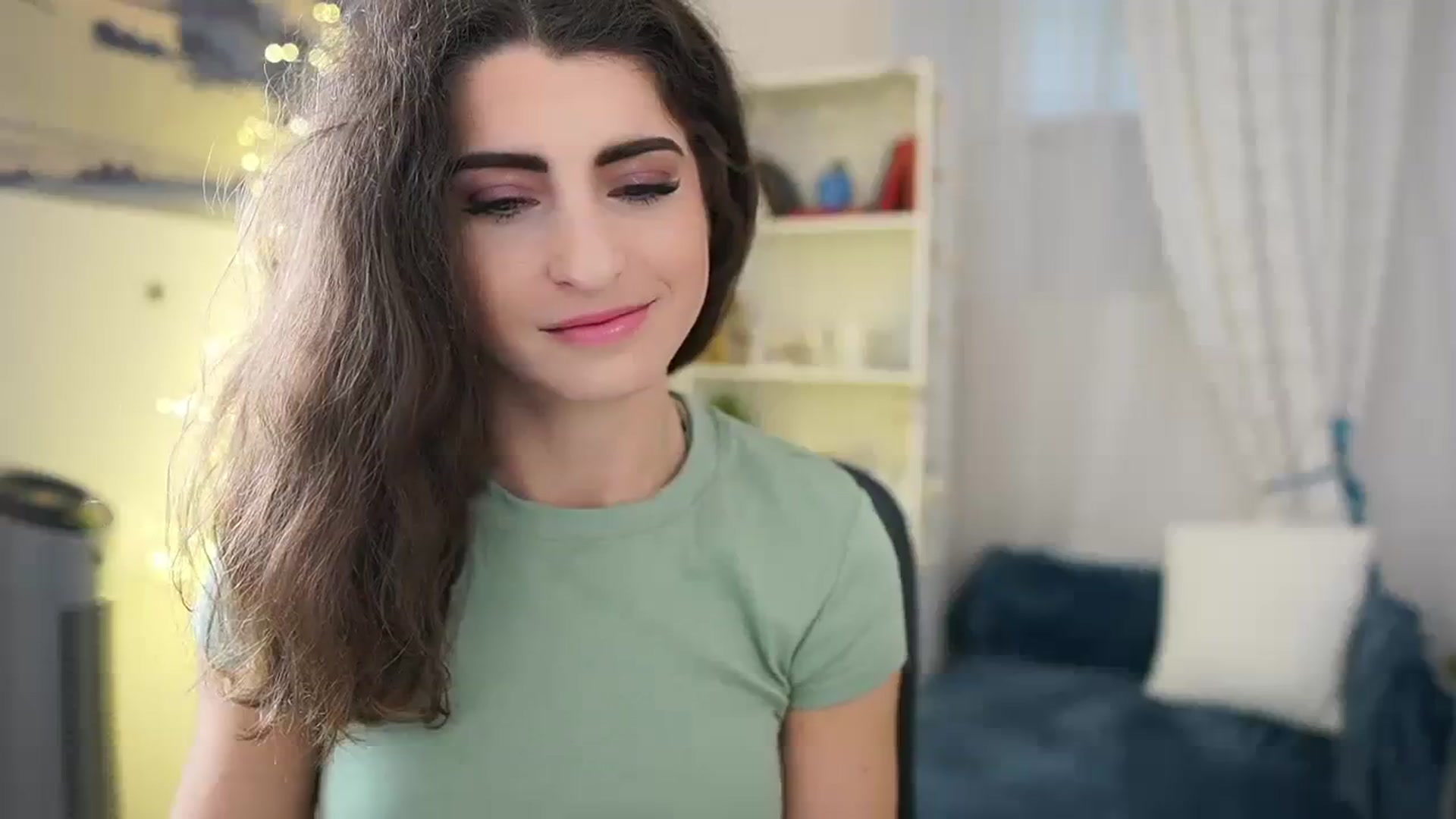 Gallery image thumbnail from EVA__LOVIA_'s myfreecams stream on, 01/18/2024, 10:23 image 14 of 20