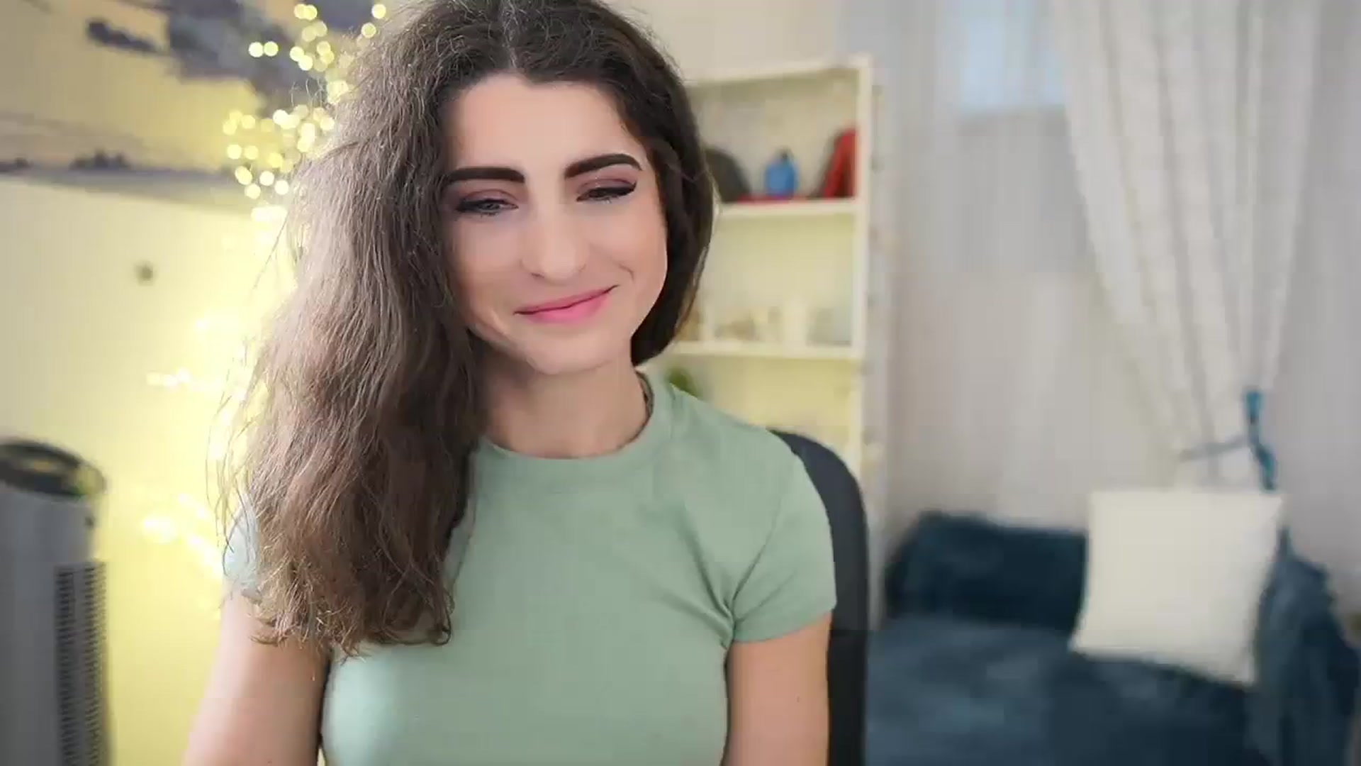 Gallery image thumbnail from EVA__LOVIA_'s myfreecams stream on, 01/18/2024, 10:23 image 15 of 20