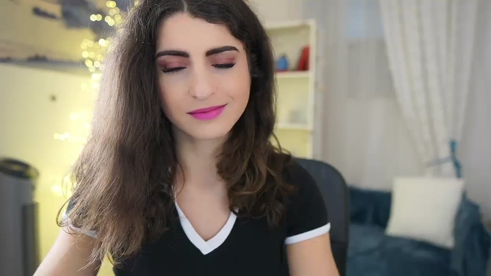 Gallery image thumbnail from EVA__LOVIA_'s myfreecams stream on, 01/19/2024, 09:38 image 15 of 20