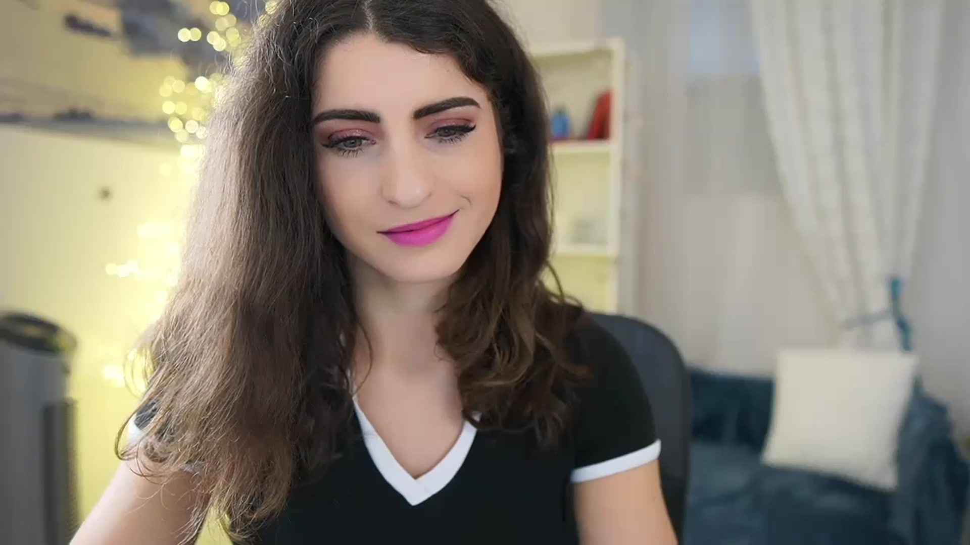 Gallery image thumbnail from EVA__LOVIA_'s myfreecams stream on, 01/19/2024, 09:38 image 14 of 20