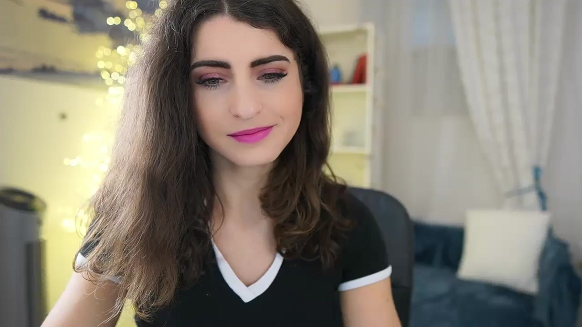 Gallery image thumbnail from EVA__LOVIA_'s myfreecams stream on, 01/19/2024, 09:38 image 18 of 20