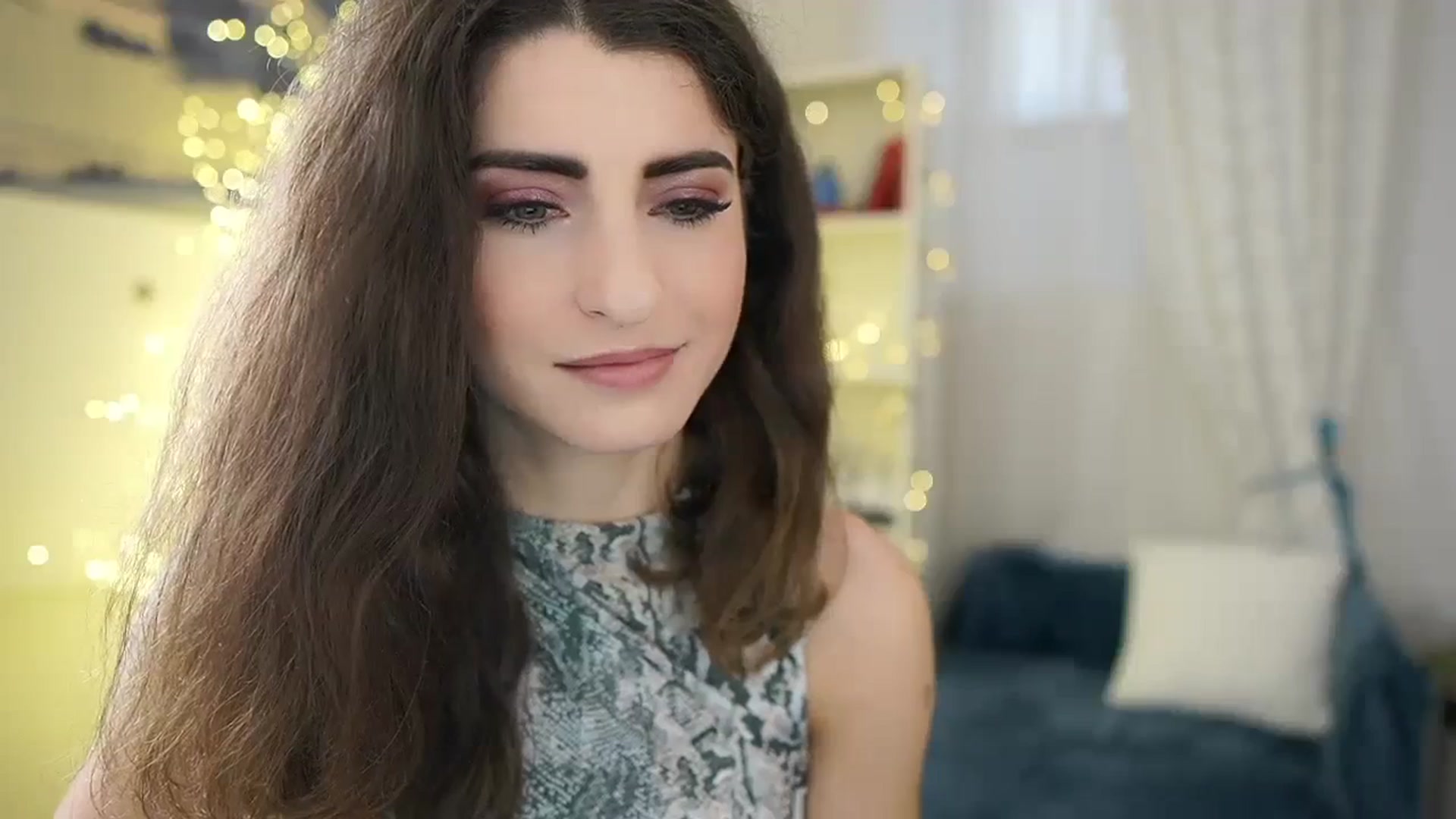 Gallery image thumbnail from EVA__LOVIA_'s myfreecams stream on, 01/26/2024, 10:18 image 14 of 20