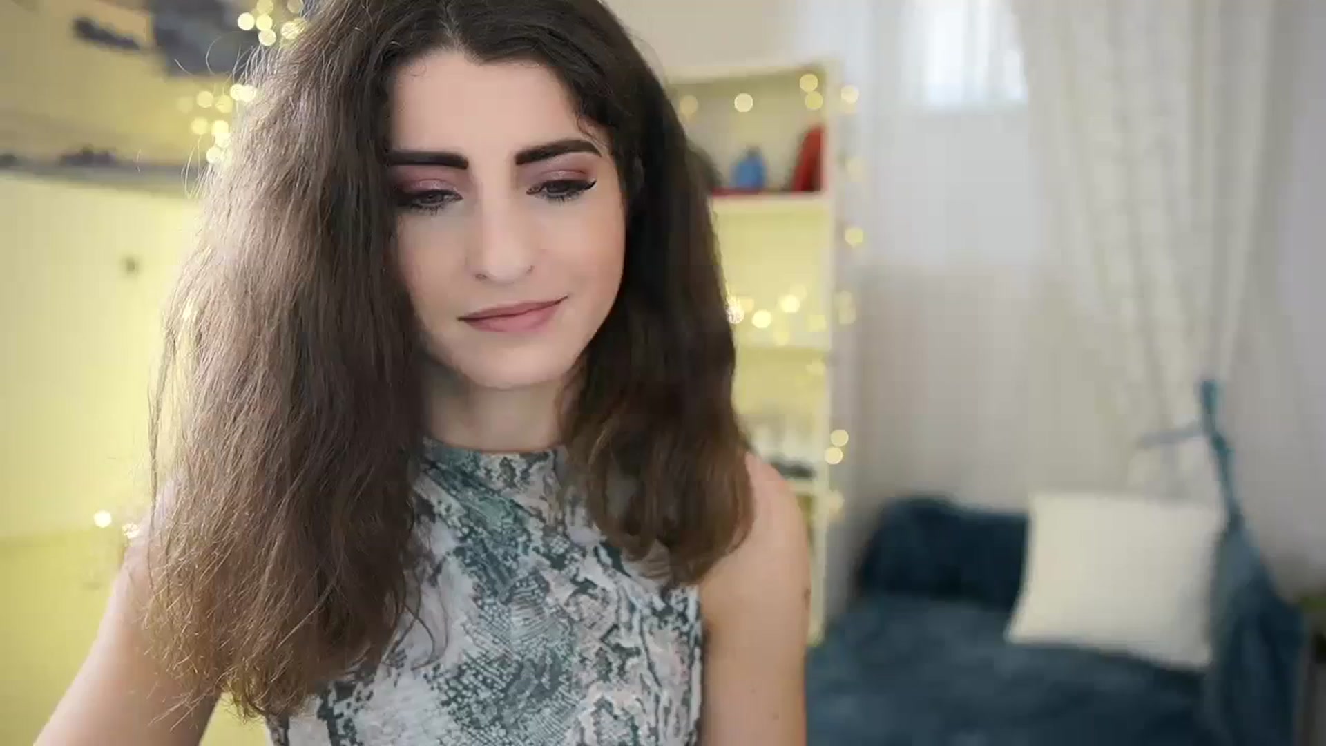 Gallery image thumbnail from EVA__LOVIA_'s myfreecams stream on, 01/26/2024, 11:33 image 14 of 20