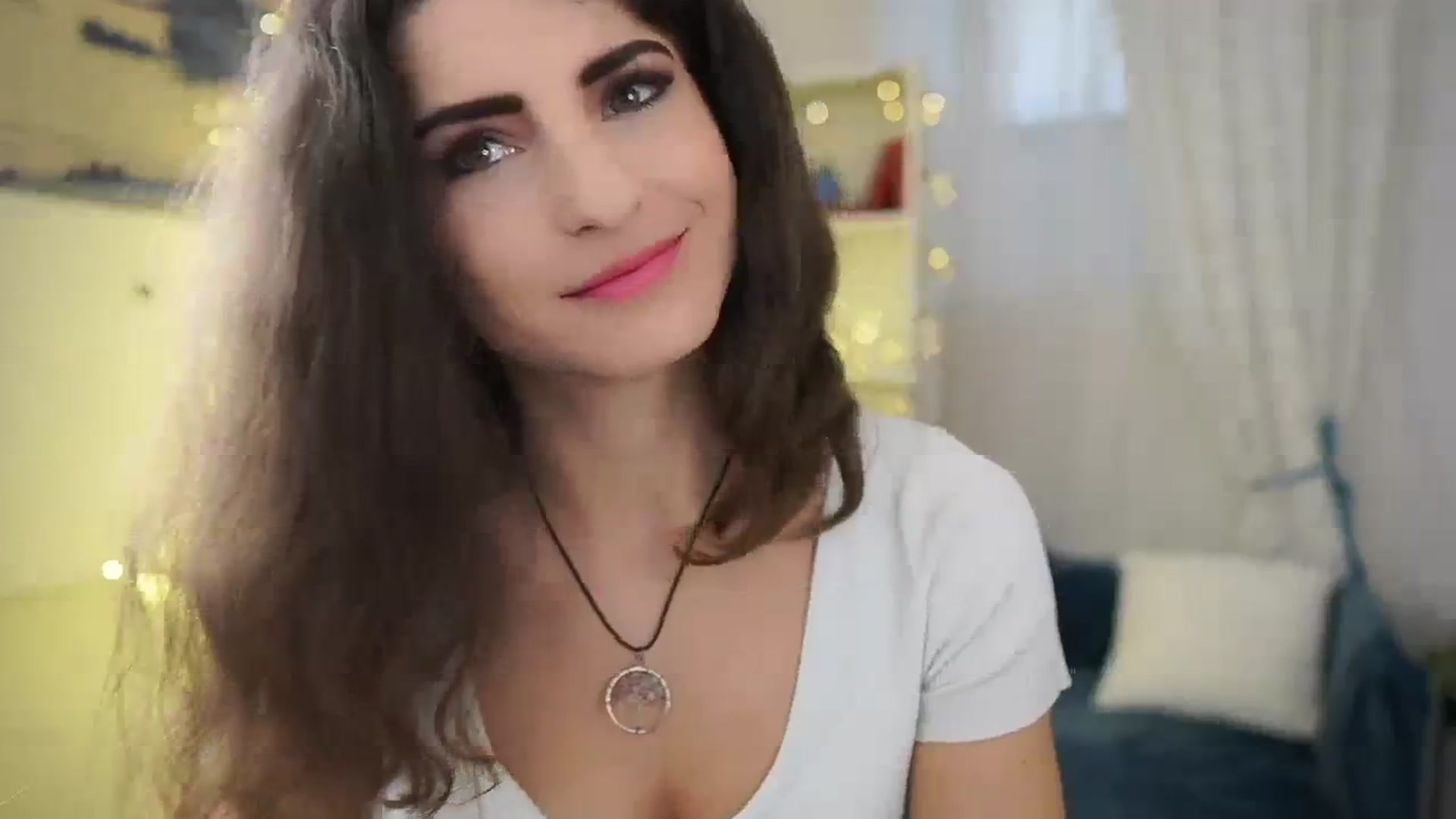 Gallery image thumbnail from EVA__LOVIA_'s myfreecams stream on, 01/27/2024, 10:19 image 2 of 20
