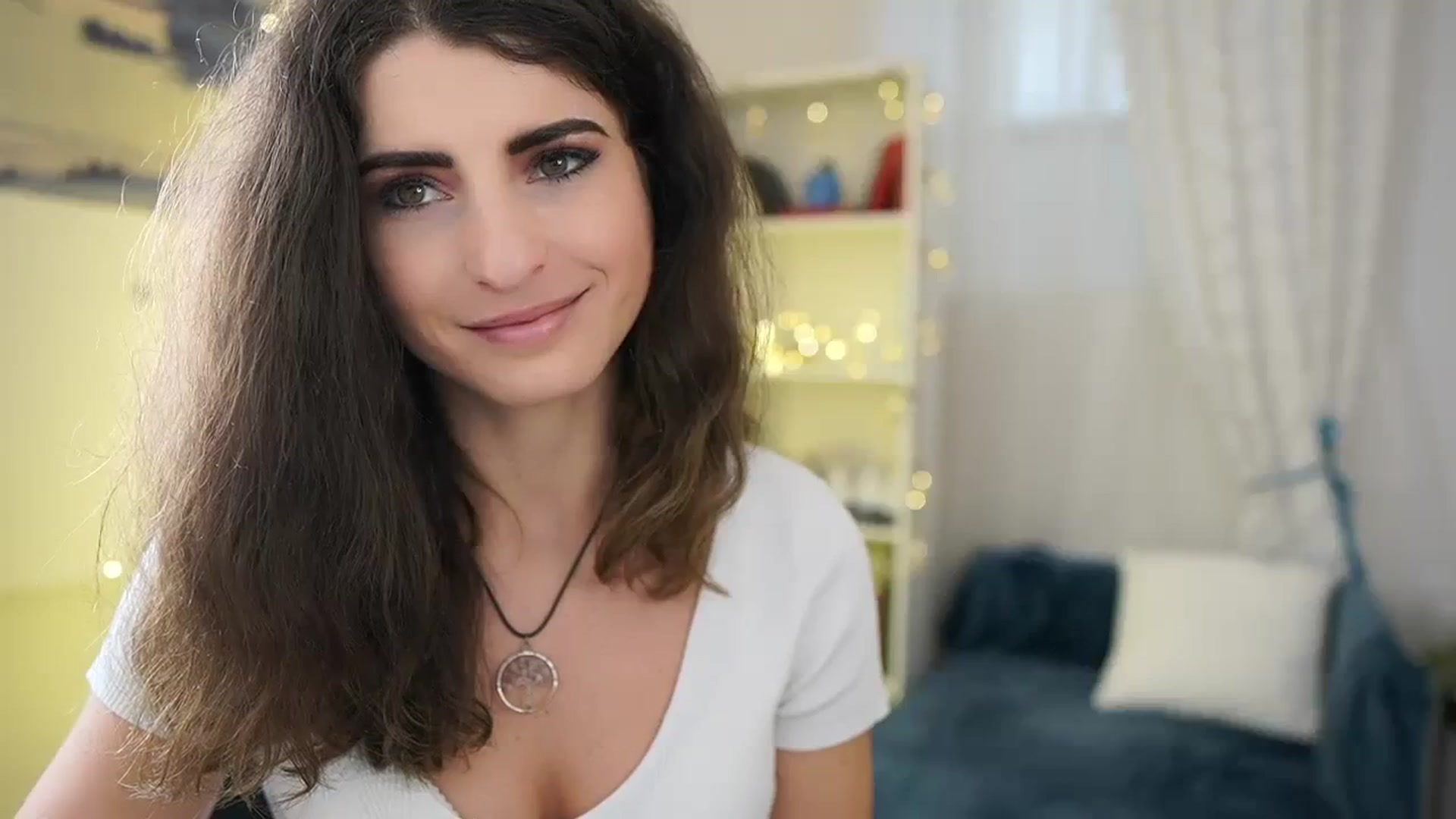 Gallery image thumbnail from EVA__LOVIA_'s myfreecams stream on, 01/27/2024, 14:03 image 8 of 20