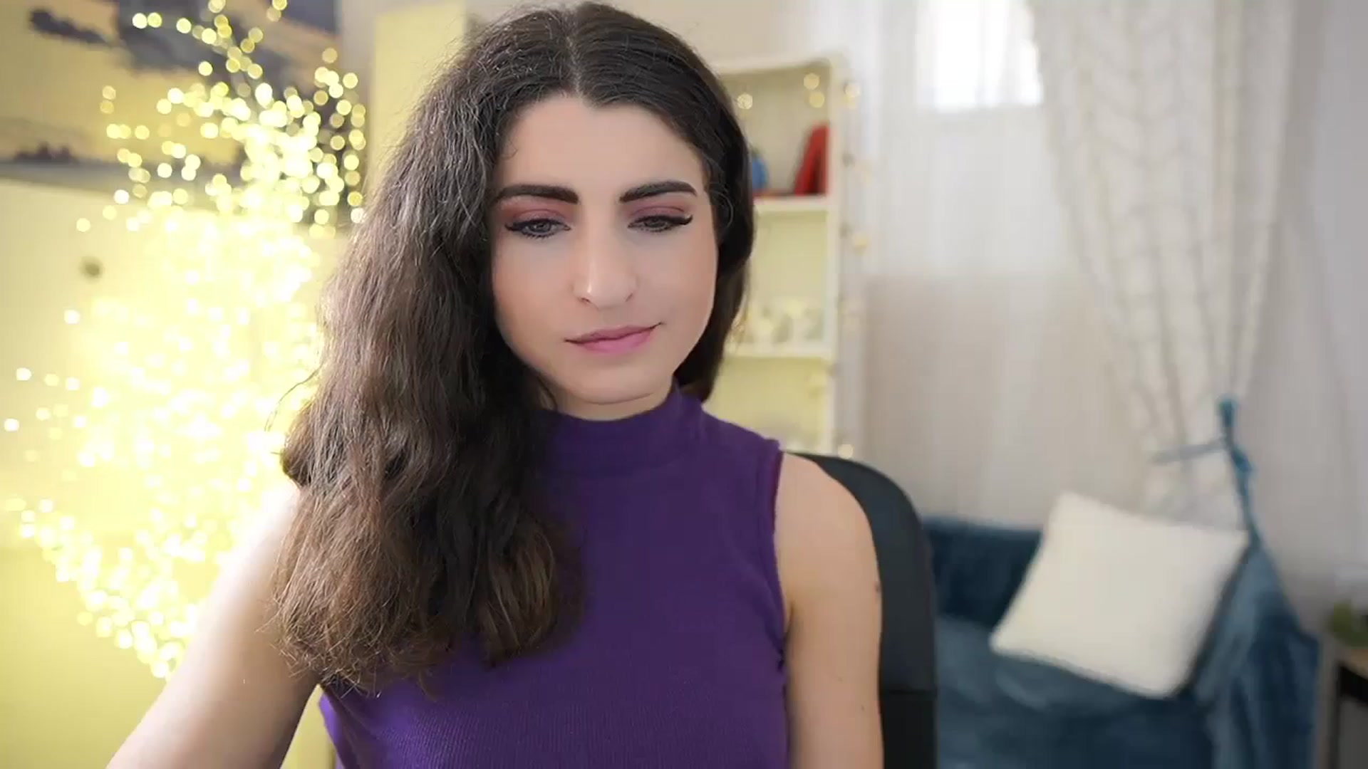 Gallery image thumbnail from EVA__LOVIA_'s myfreecams stream on, 02/13/2024, 12:03 image 10 of 20