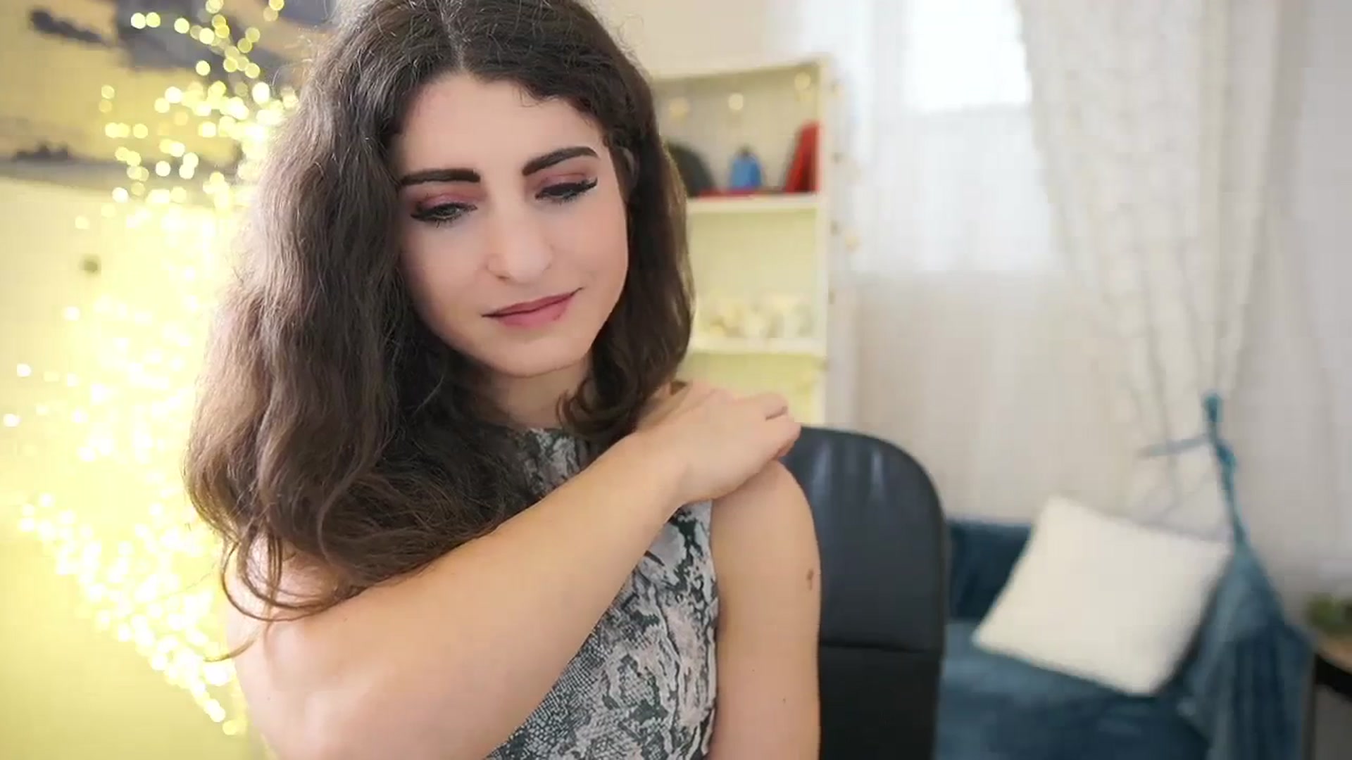 Gallery image thumbnail from EVA__LOVIA_'s myfreecams stream on, 02/15/2024, 11:45 image 14 of 20