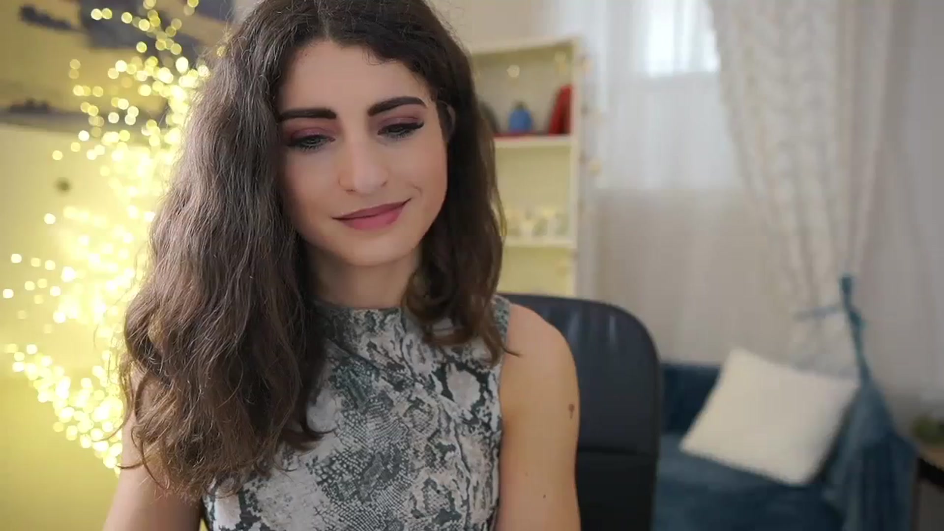 Gallery image thumbnail from EVA__LOVIA_'s myfreecams stream on, 02/15/2024, 11:45 image 15 of 20