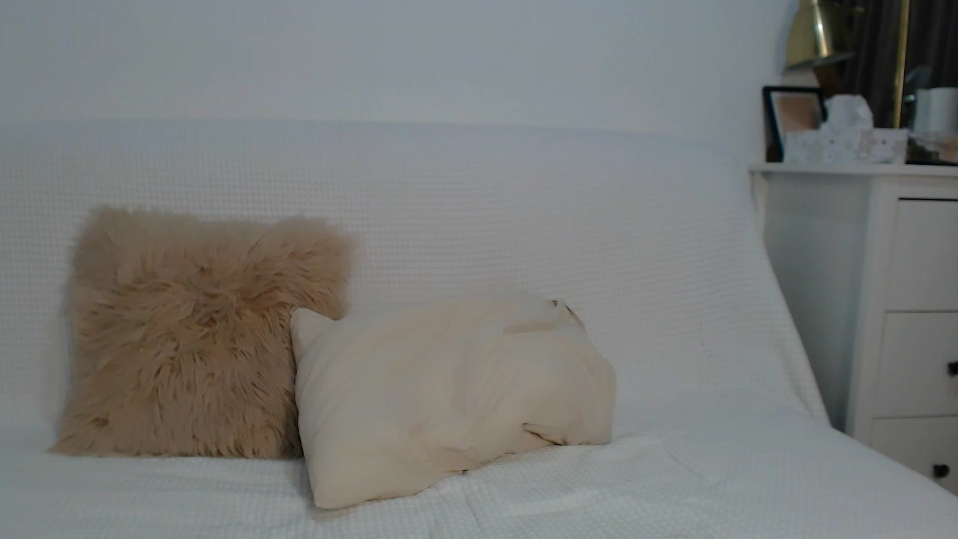 Gallery image thumbnail from E_V_A___'s myfreecams stream on, 01/09/2024, 24:02 image 8 of 20