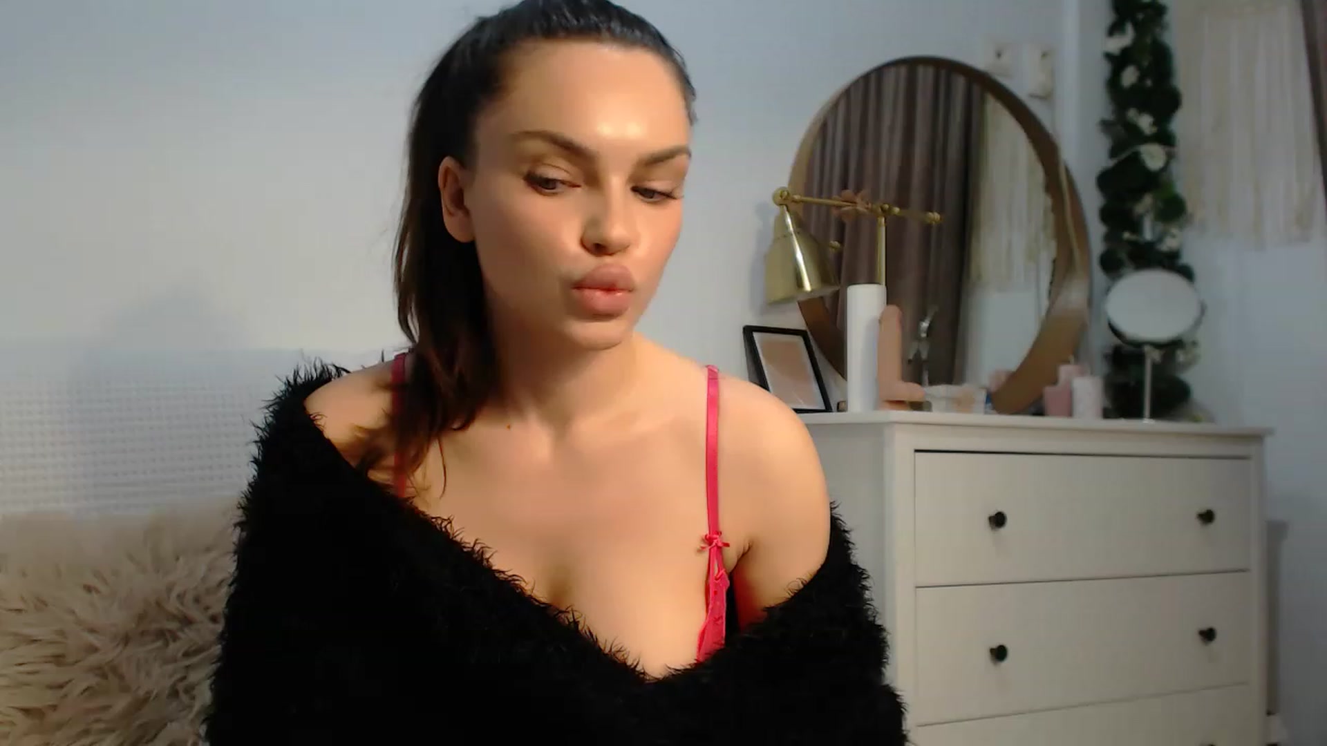 Gallery image thumbnail from E_V_A___'s myfreecams stream on, 01/30/2024, 10:37 image 11 of 20