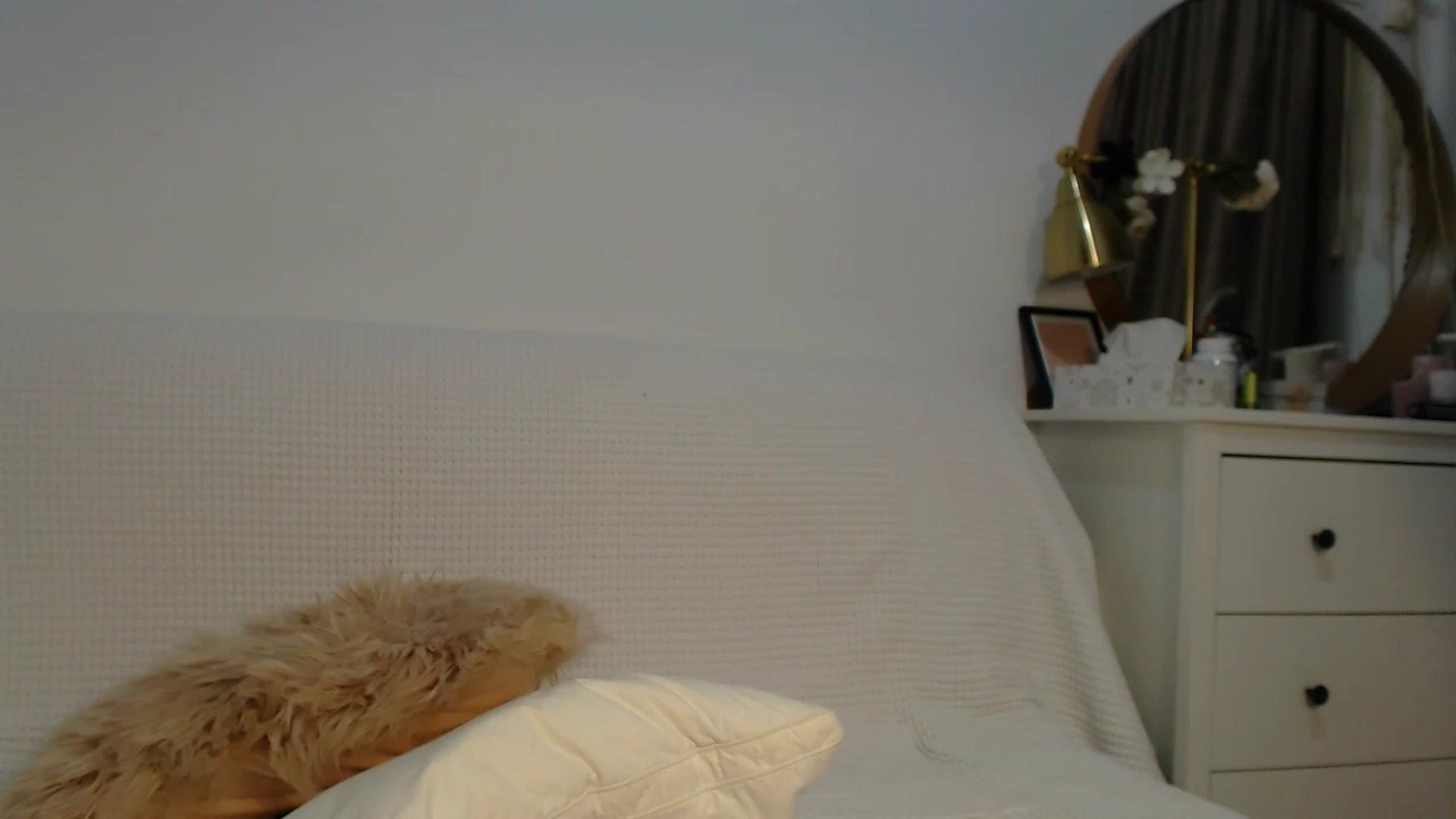 Gallery image thumbnail from E_V_A___'s myfreecams stream on, 02/07/2024, 21:29 image 8 of 20
