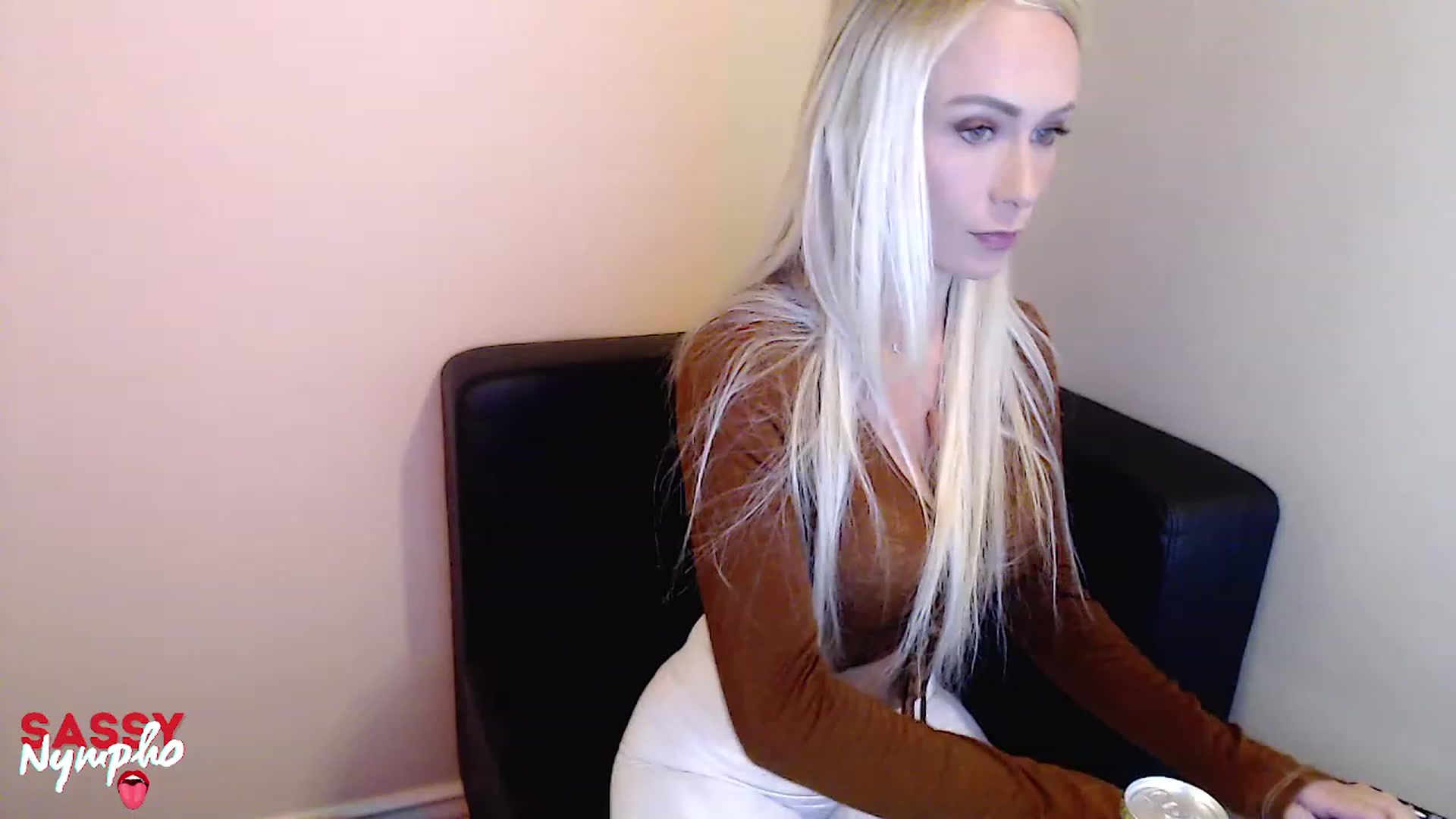 Gallery image thumbnail from EatMYTac0's myfreecams stream on, 01/09/2024, 10:33 image 8 of 20