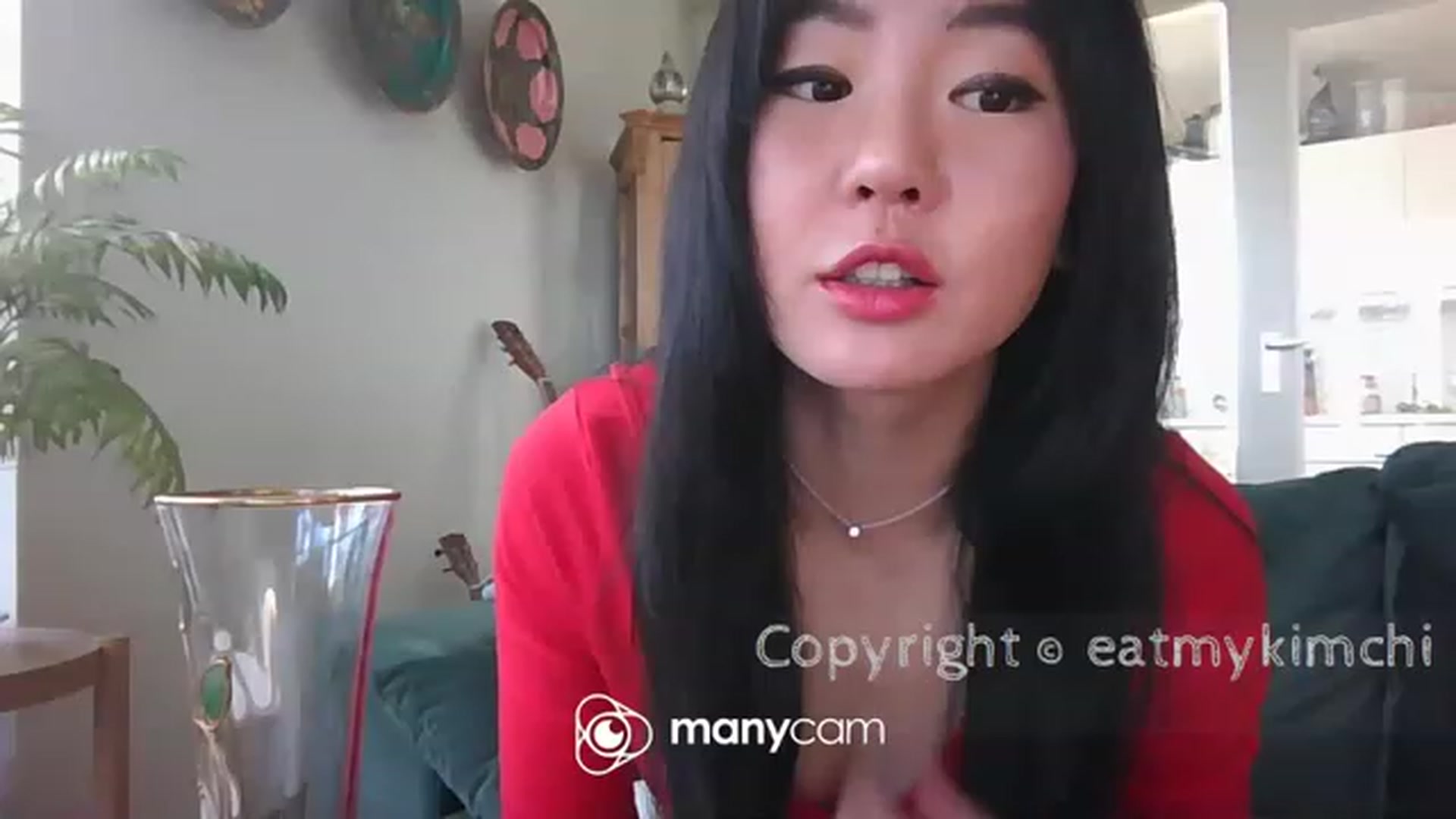 Gallery image thumbnail from EatMyKimchi's myfreecams stream on, 11/25/2022, 08:35 image 15 of 20
