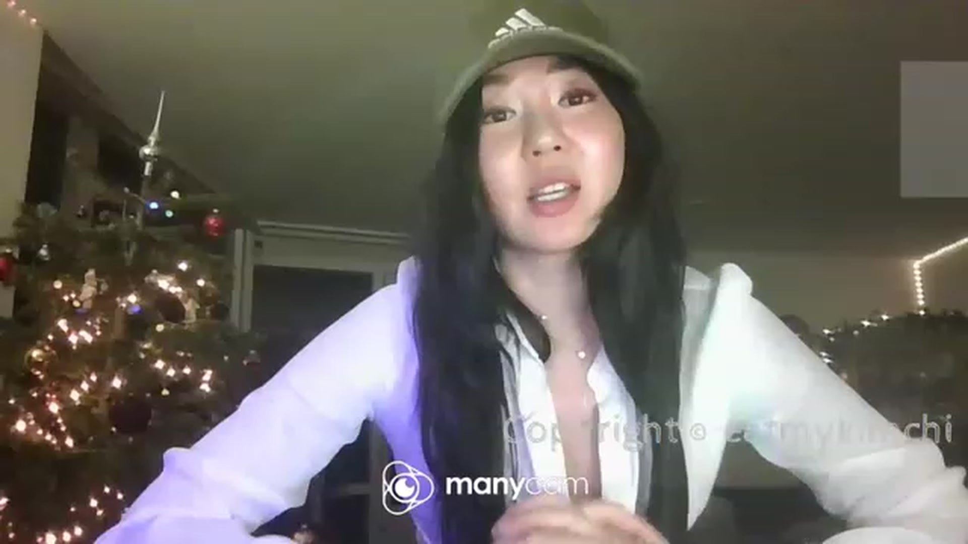 Gallery image thumbnail from EatMyKimchi's myfreecams stream on, 01/06/2023, 19:15 image 6 of 20