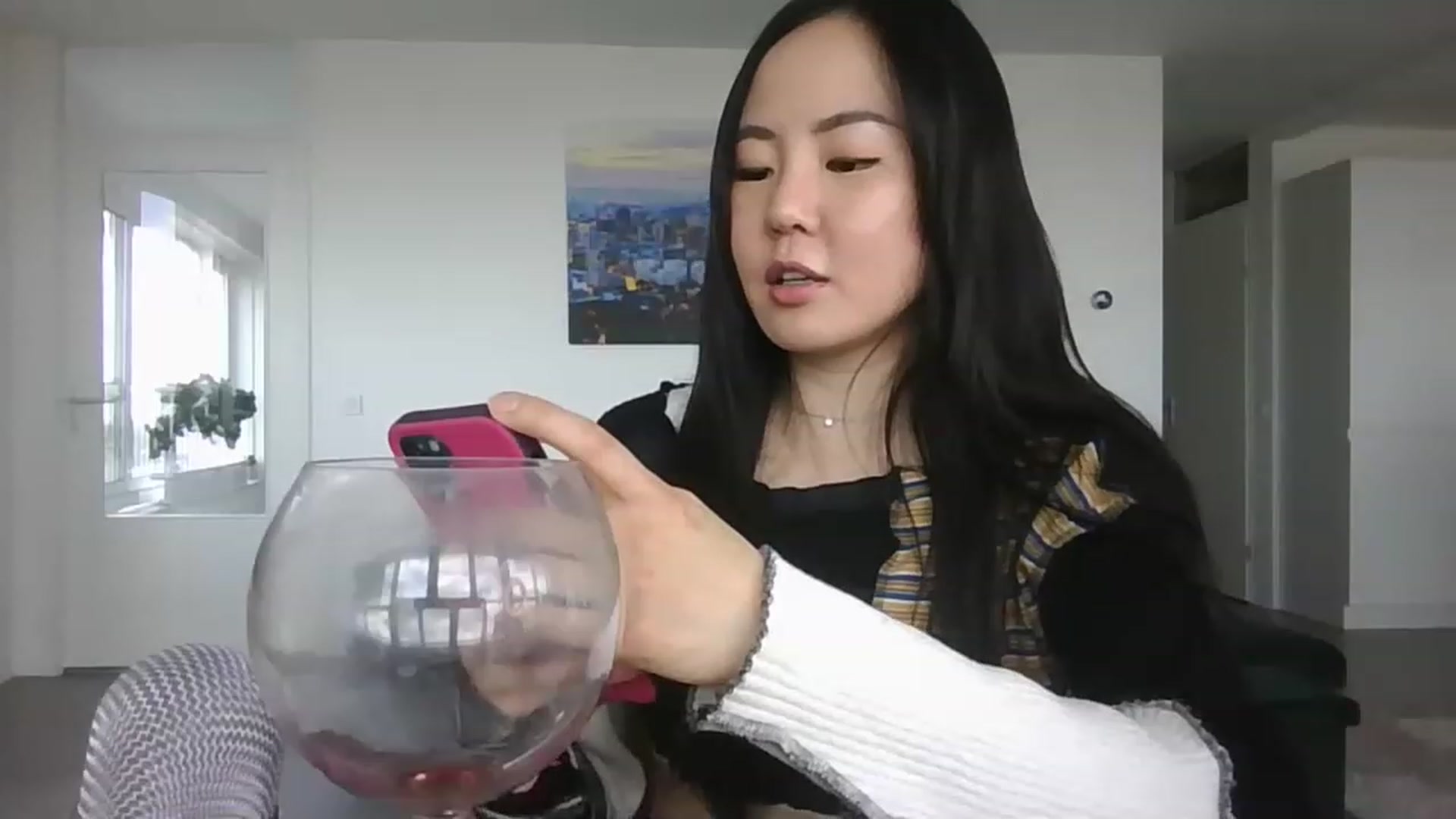 Gallery image thumbnail from EatMyKimchi's myfreecams stream on, 04/14/2023, 14:33 image 14 of 20