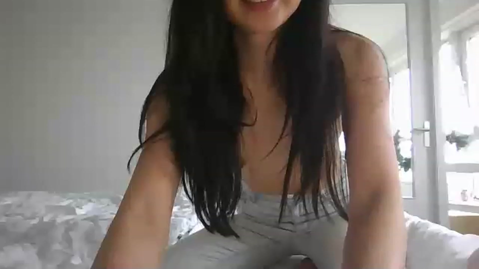 Gallery image thumbnail from EatMyKimchi's myfreecams stream on, 04/16/2023, 13:05 image 20 of 20
