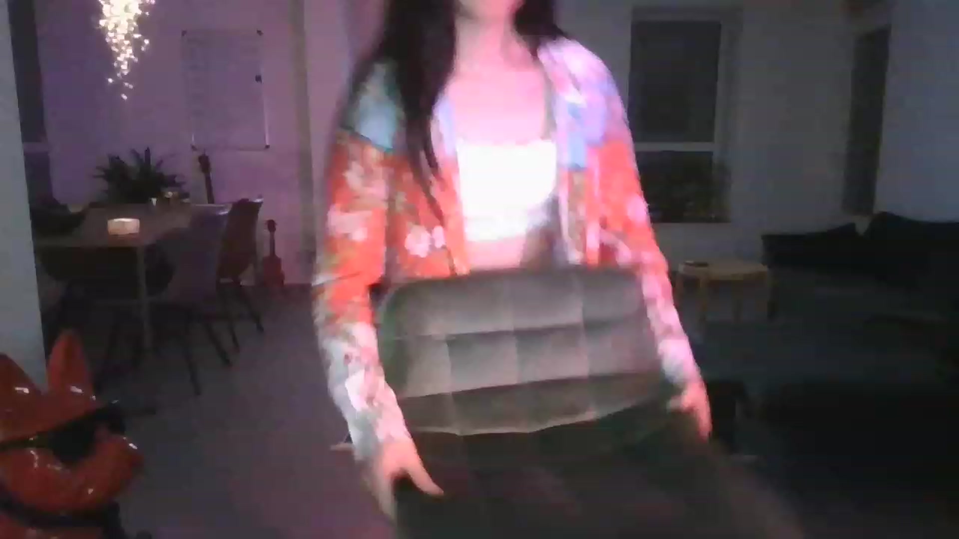 Gallery image thumbnail from EatMyKimchi's myfreecams stream on, 04/17/2023, 24:01 image 15 of 20