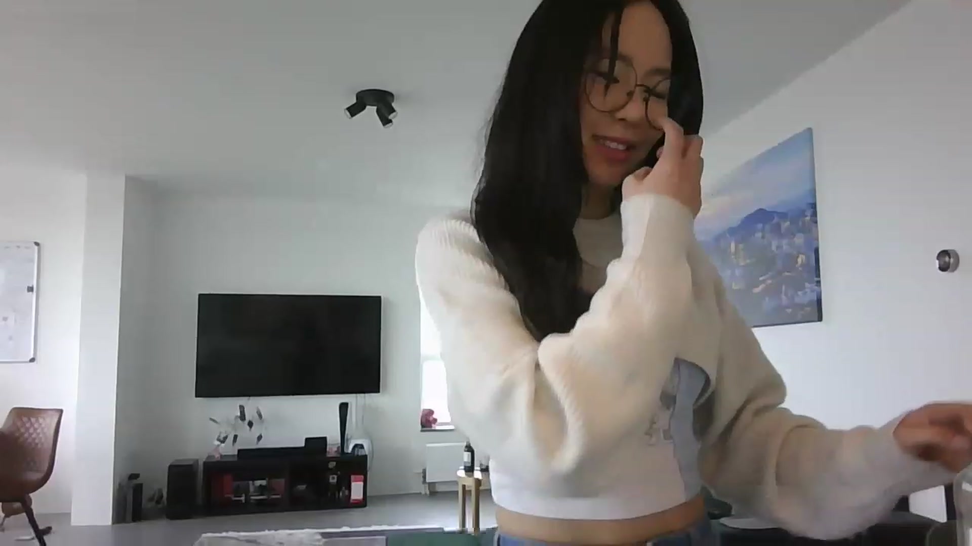 Gallery image thumbnail from EatMyKimchi's myfreecams stream on, 04/18/2023, 14:03 image 17 of 20