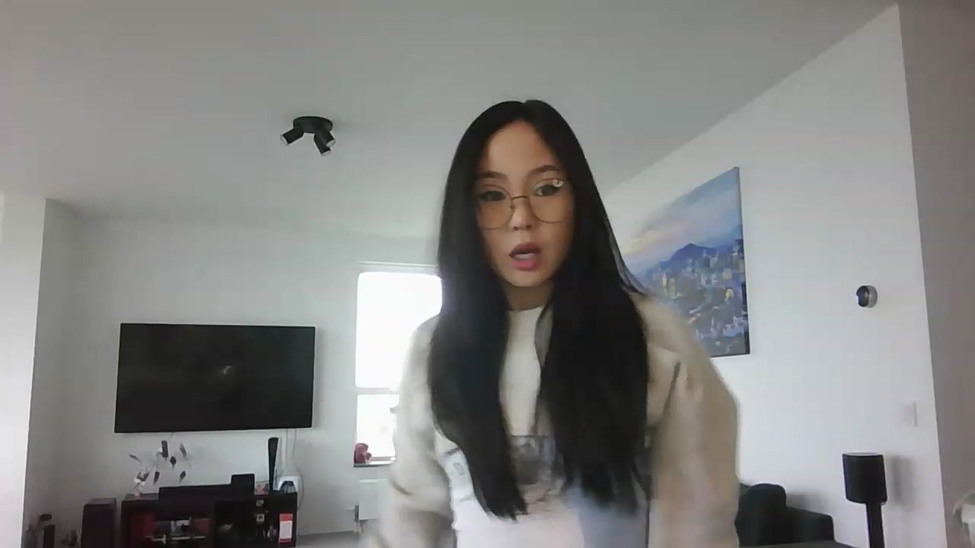 Gallery image thumbnail from EatMyKimchi's myfreecams stream on, 04/18/2023, 14:03 image 12 of 20