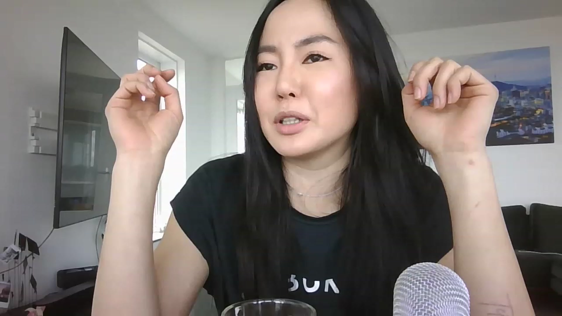 Gallery image thumbnail from EatMyKimchi's myfreecams stream on, 04/25/2023, 12:41 image 19 of 20