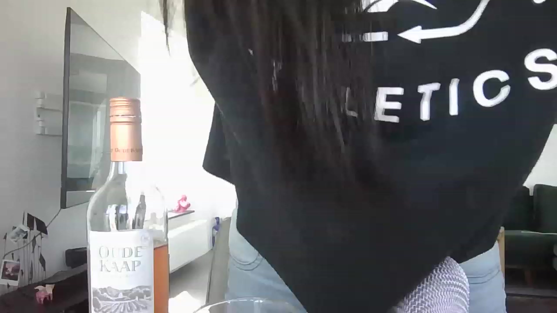 Gallery image thumbnail from EatMyKimchi's myfreecams stream on, 04/25/2023, 12:41 image 7 of 20