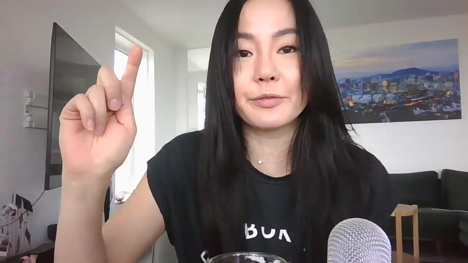 Gallery image thumbnail from EatMyKimchi's myfreecams stream on, 04/25/2023, 12:41 image 18 of 20