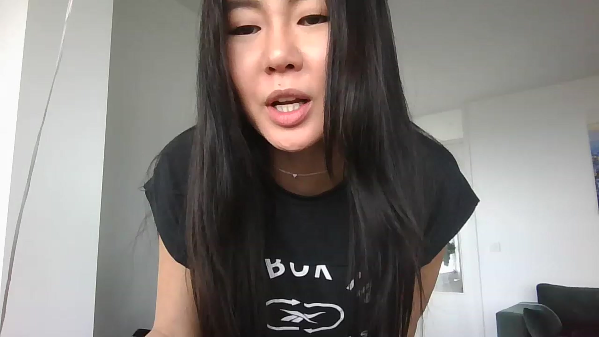 Gallery image thumbnail from EatMyKimchi's myfreecams stream on, 04/25/2023, 14:46 image 6 of 20
