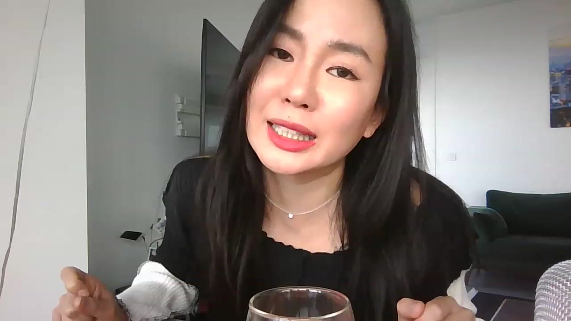 Gallery image thumbnail from EatMyKimchi's myfreecams stream on, 04/25/2023, 15:22 image 19 of 20