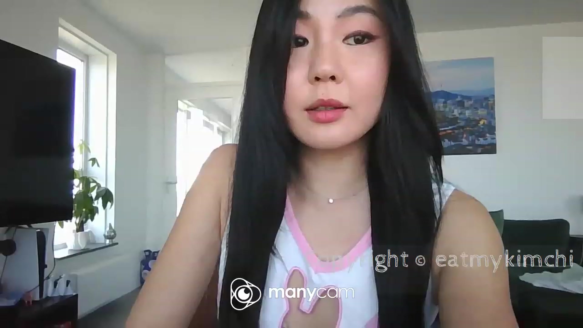 Gallery image thumbnail from EatMyKimchi's myfreecams stream on, 05/03/2023, 13:39 image 10 of 20
