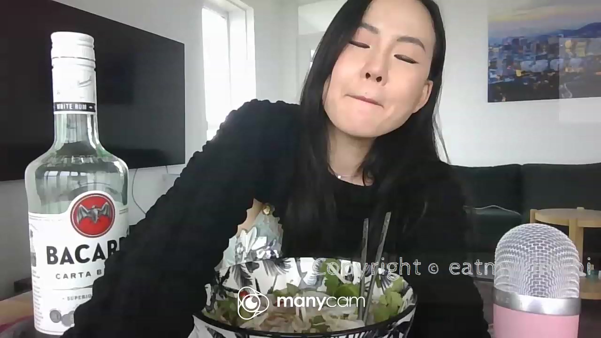 Gallery image thumbnail from EatMyKimchi's myfreecams stream on, 05/08/2023, 13:45 image 4 of 20