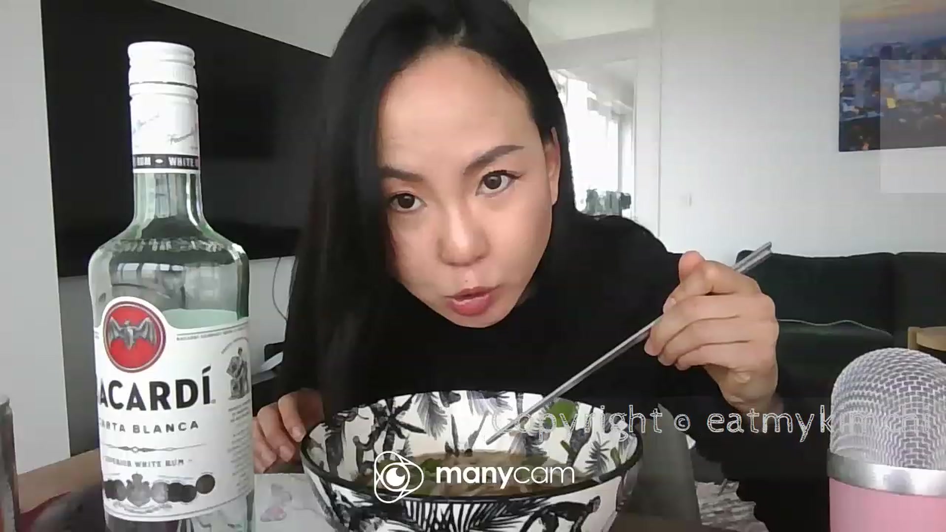 Gallery image thumbnail from EatMyKimchi's myfreecams stream on, 05/08/2023, 13:45 image 13 of 20