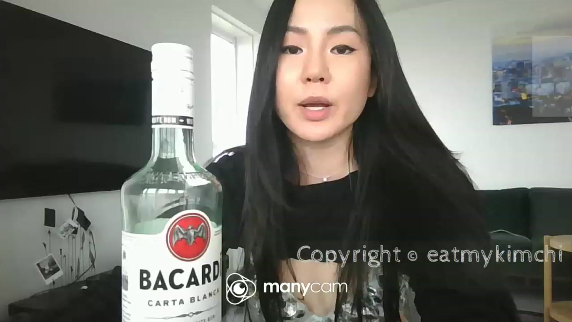 Gallery image thumbnail from EatMyKimchi's myfreecams stream on, 05/08/2023, 14:30 image 16 of 20
