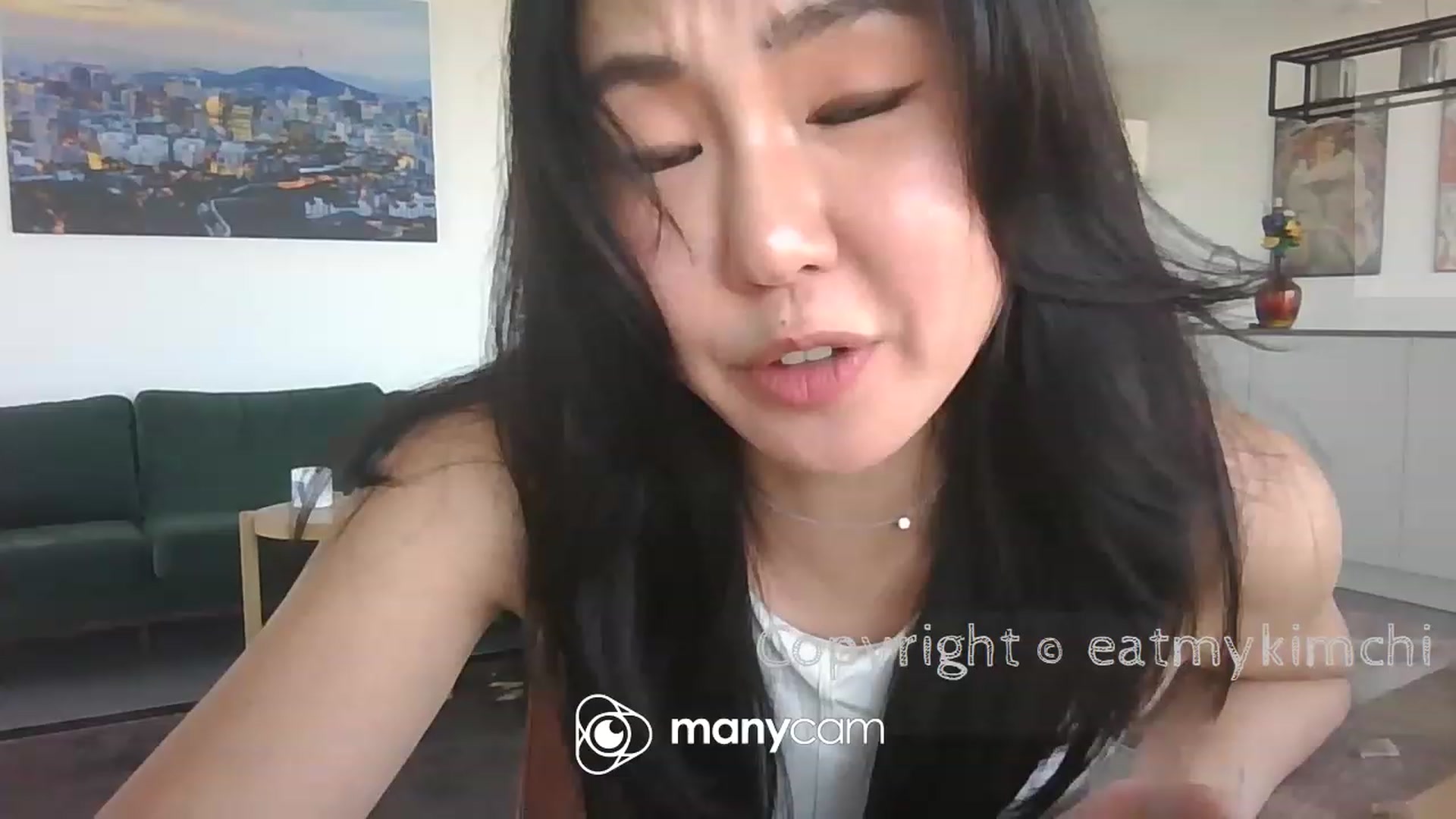 Gallery image thumbnail from EatMyKimchi's myfreecams stream on, 05/22/2023, 15:42 image 10 of 20