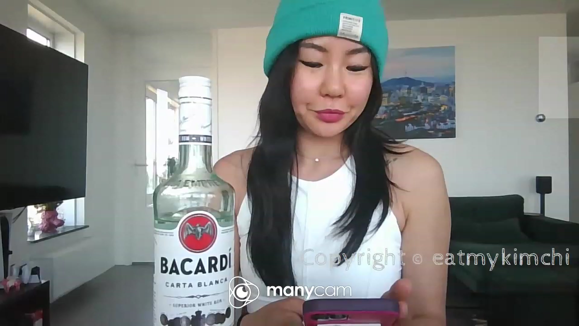 Gallery image thumbnail from EatMyKimchi's myfreecams stream on, 05/23/2023, 15:31 image 16 of 20