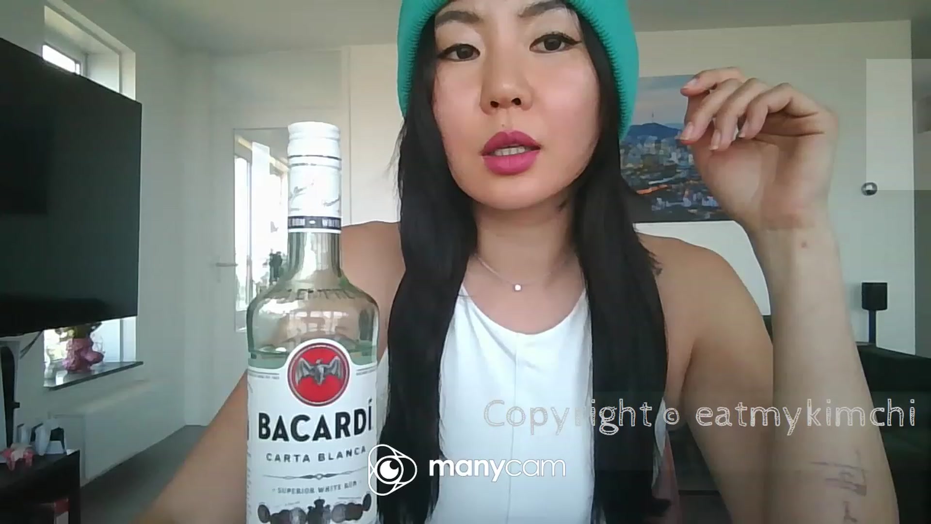 Gallery image thumbnail from EatMyKimchi's myfreecams stream on, 05/23/2023, 15:31 image 20 of 20