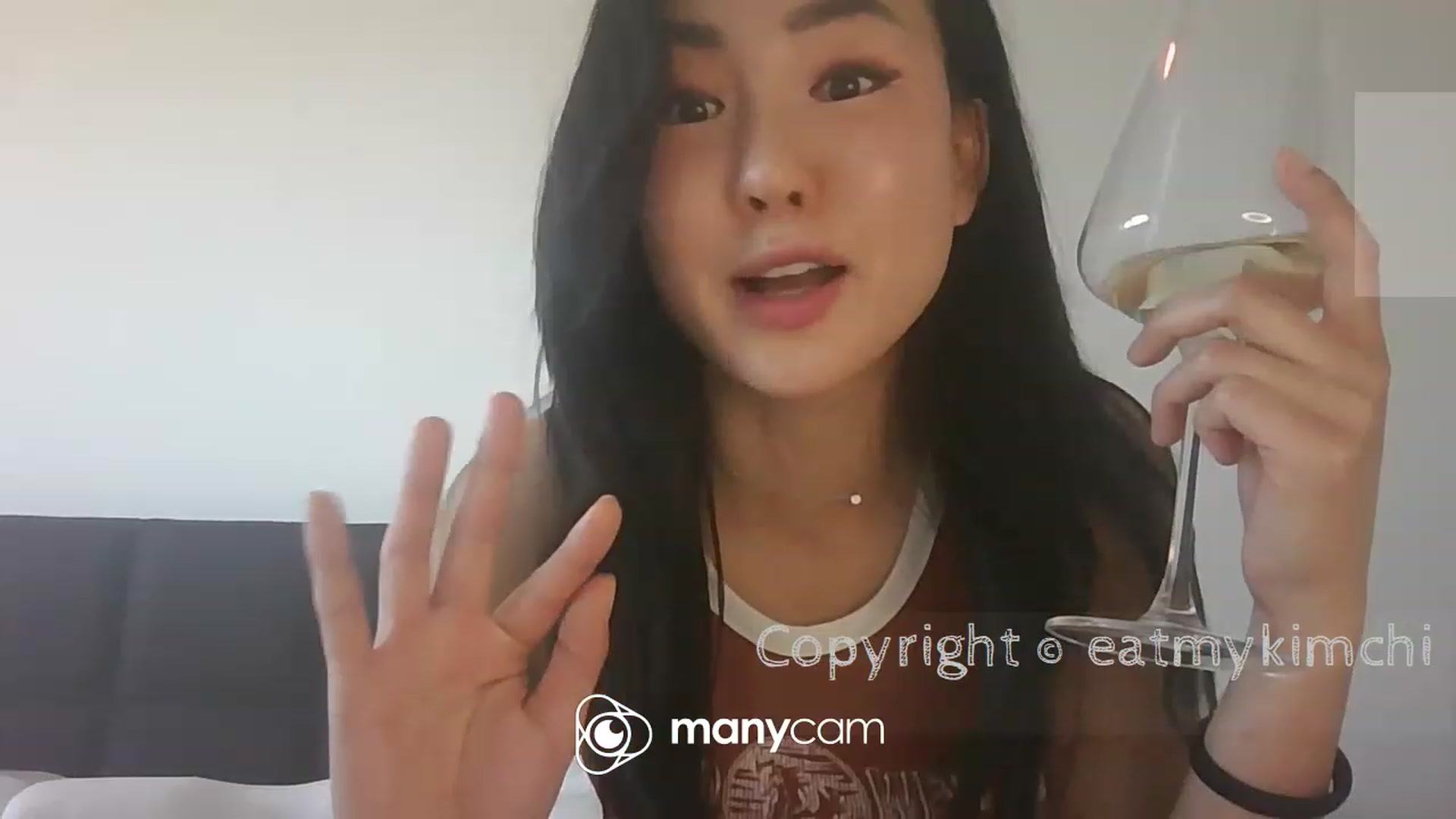Gallery image thumbnail from EatMyKimchi's myfreecams stream on, 05/28/2023, 17:06 image 7 of 20