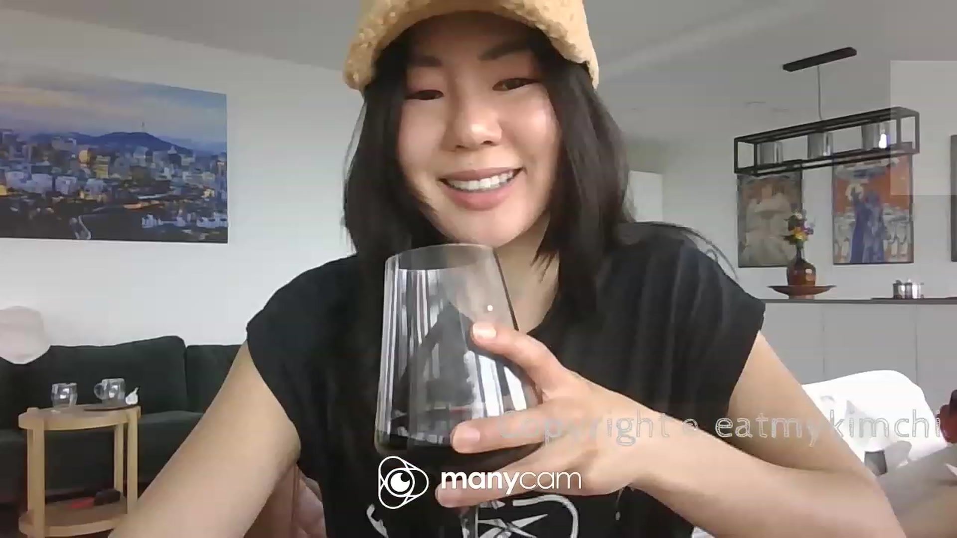 Gallery image thumbnail from EatMyKimchi's myfreecams stream on, 05/30/2023, 14:17 image 16 of 20