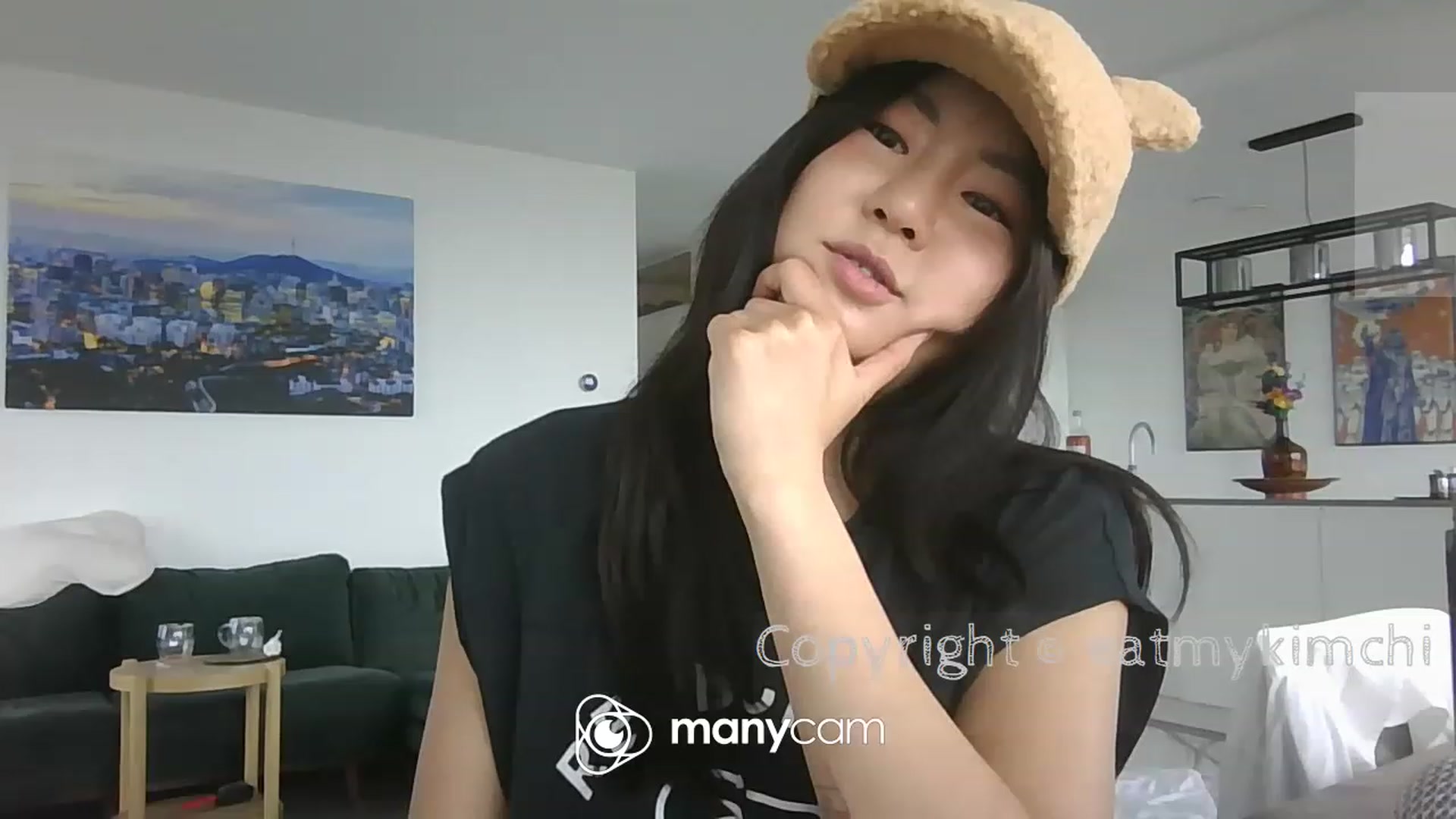 Gallery image thumbnail from EatMyKimchi's myfreecams stream on, 05/30/2023, 14:17 image 3 of 20