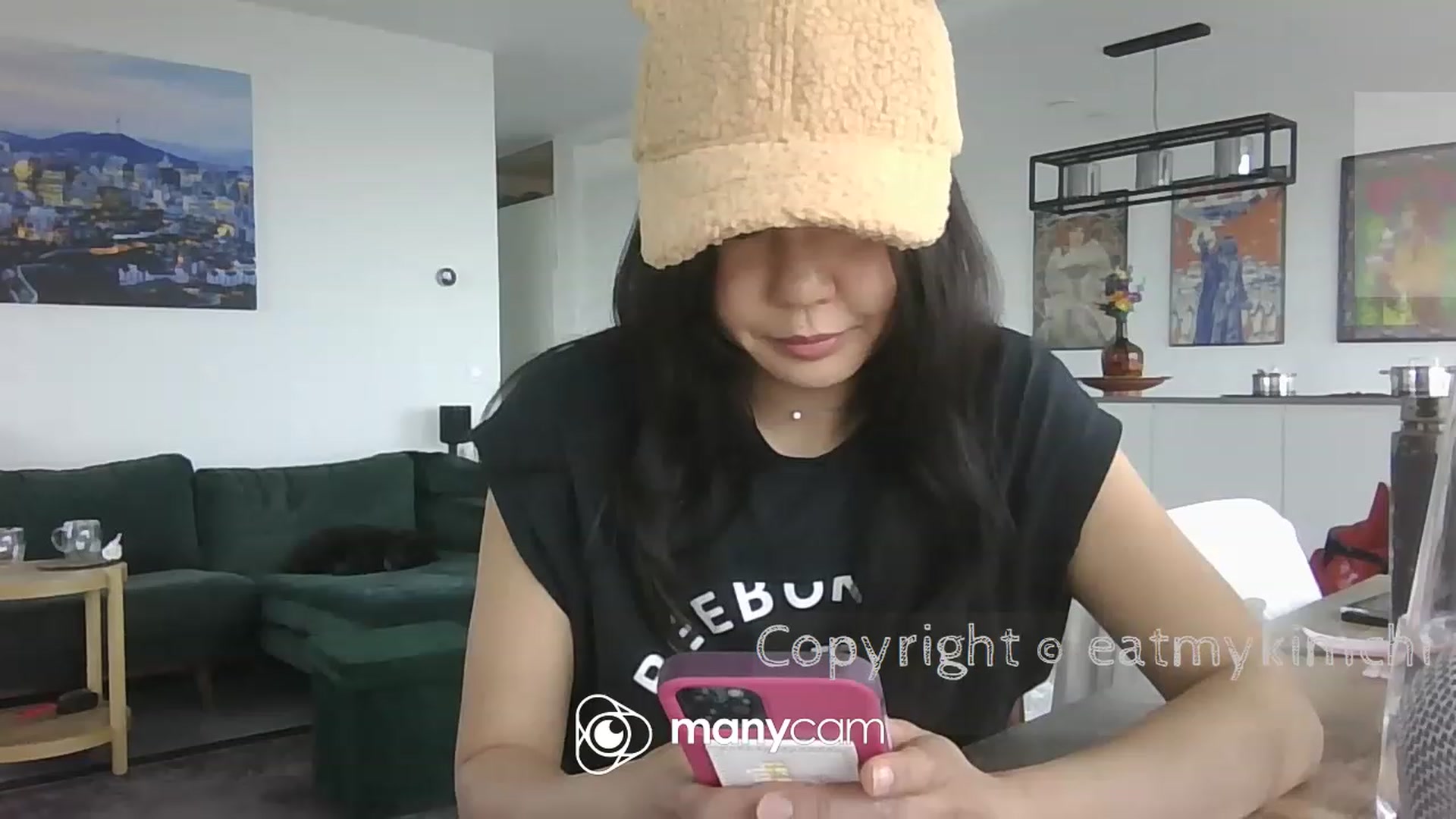 Gallery image thumbnail from EatMyKimchi's myfreecams stream on, 05/30/2023, 14:17 image 11 of 20