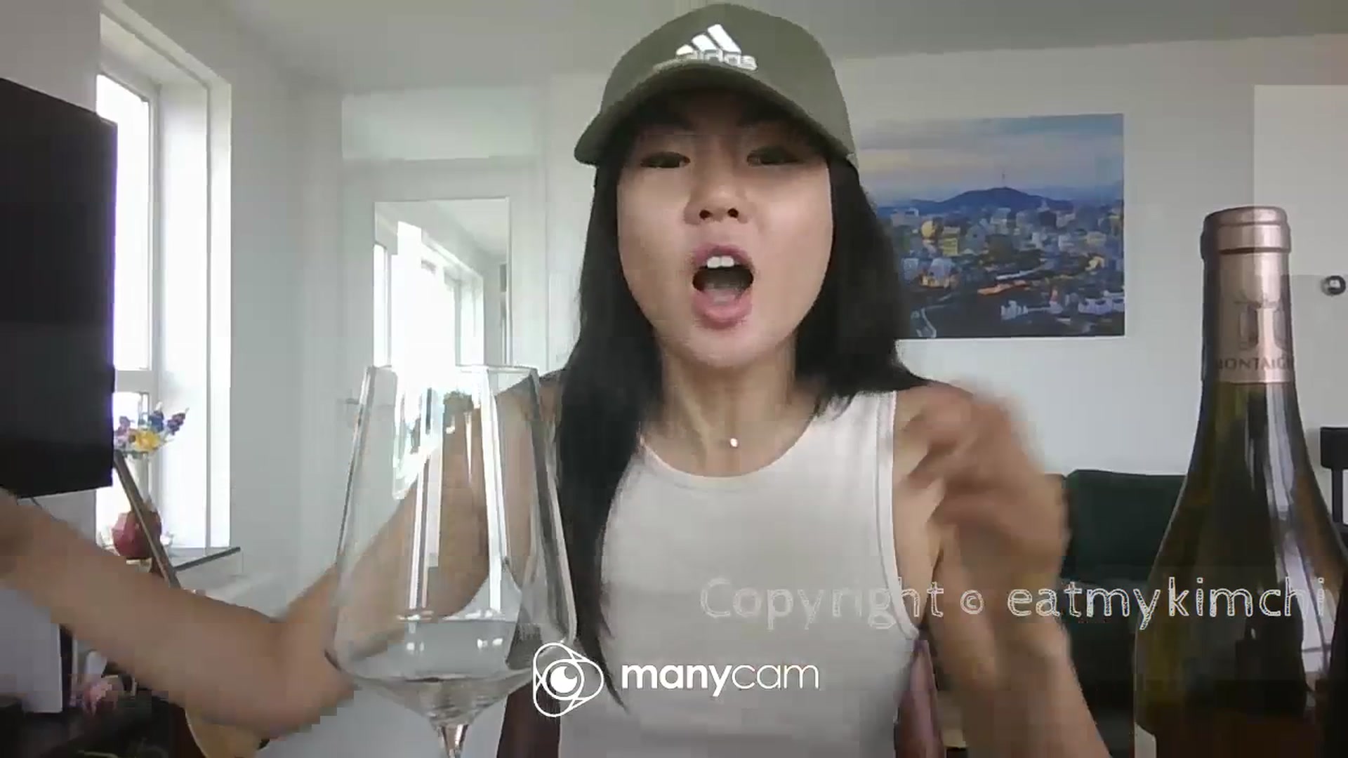 Gallery image thumbnail from EatMyKimchi's myfreecams stream on, 06/17/2023, 13:58 image 4 of 20