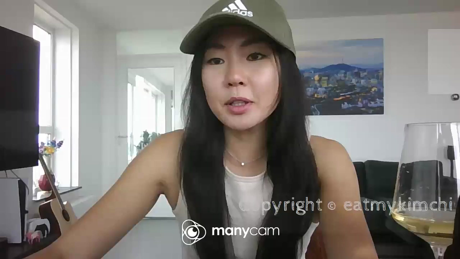 Gallery image thumbnail from EatMyKimchi's myfreecams stream on, 06/17/2023, 13:58 image 16 of 20